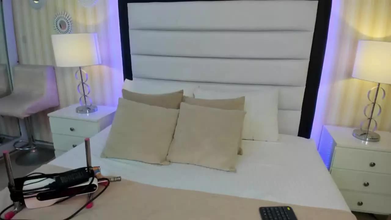 AshleyRoberth on Streamray 