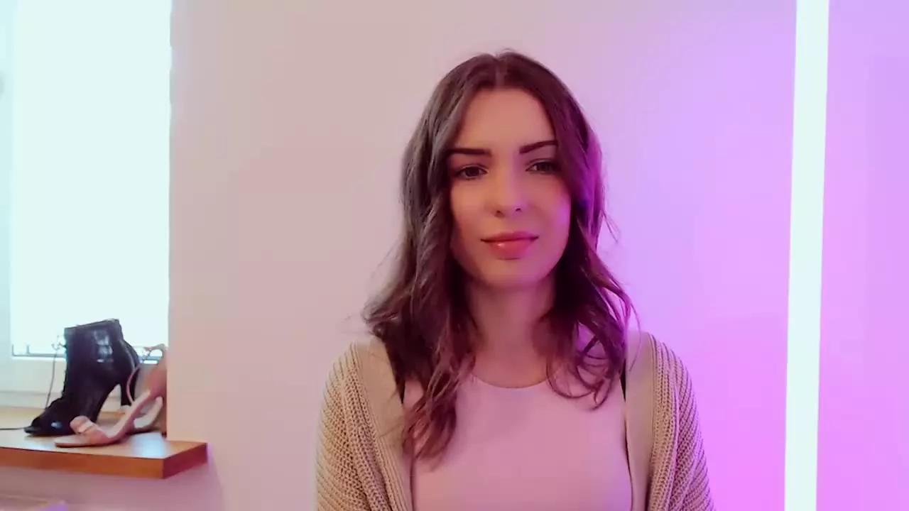 AuroraKiss on Streamray 