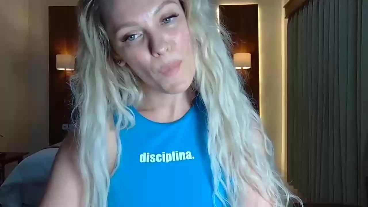 beautifulkollettee on Streamray 