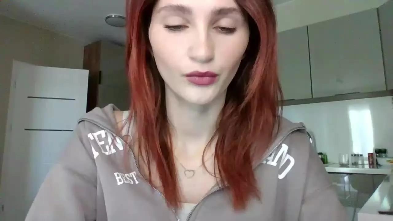 CarmelinaDream on Streamray 