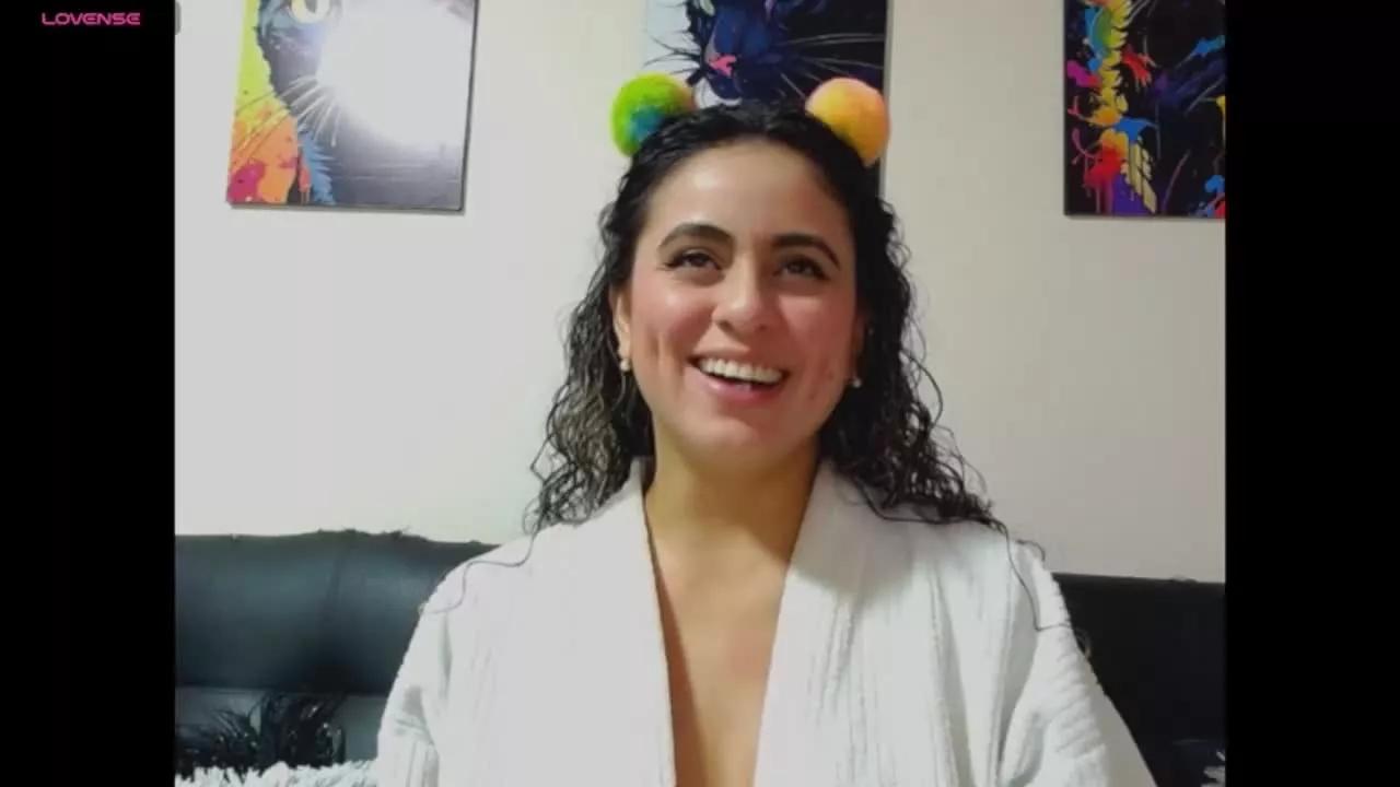 CarolineJSmith on Streamray 