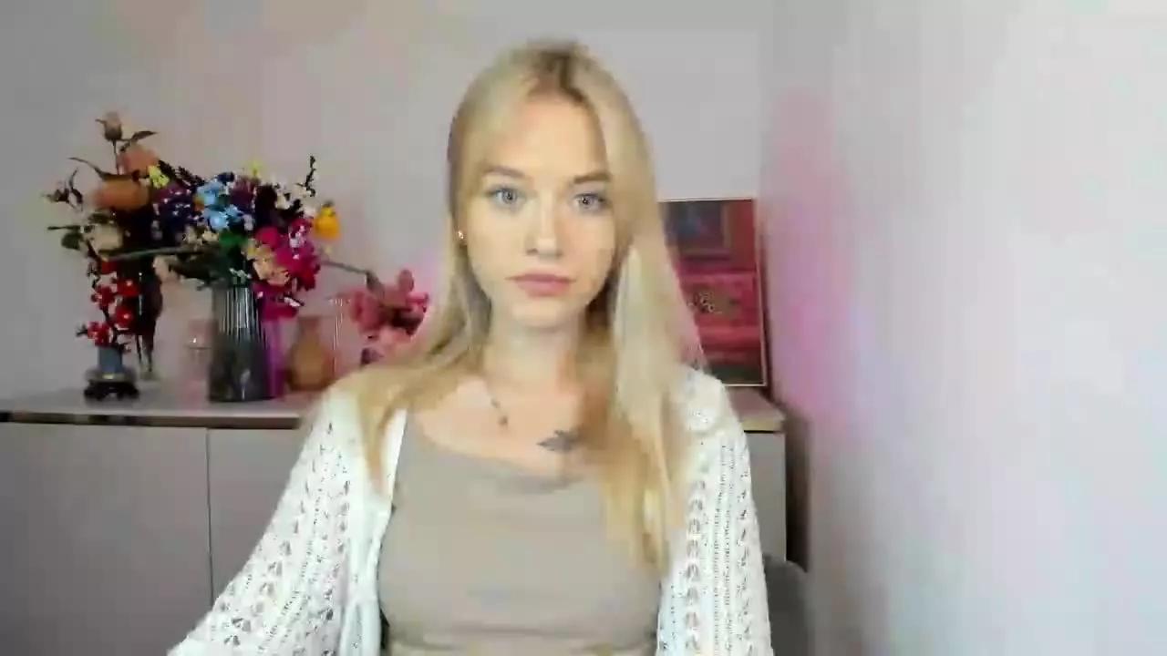 CindyUnique on Streamray 
