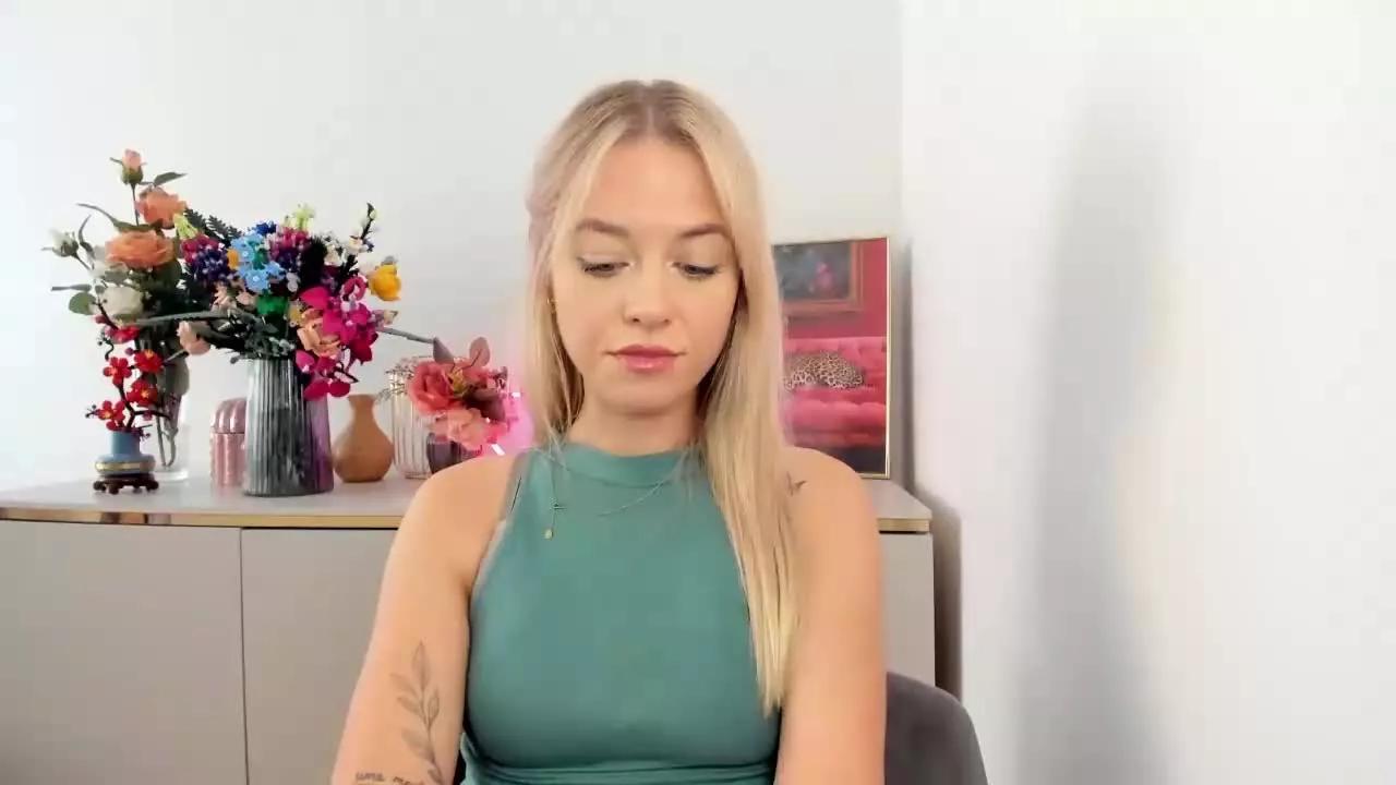 CindyUnique on Streamray 