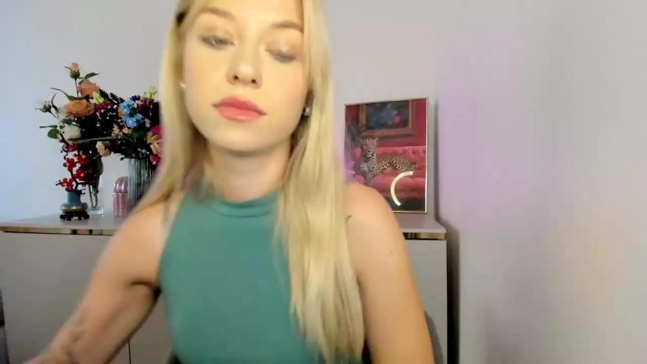 CindyUnique on Streamray 