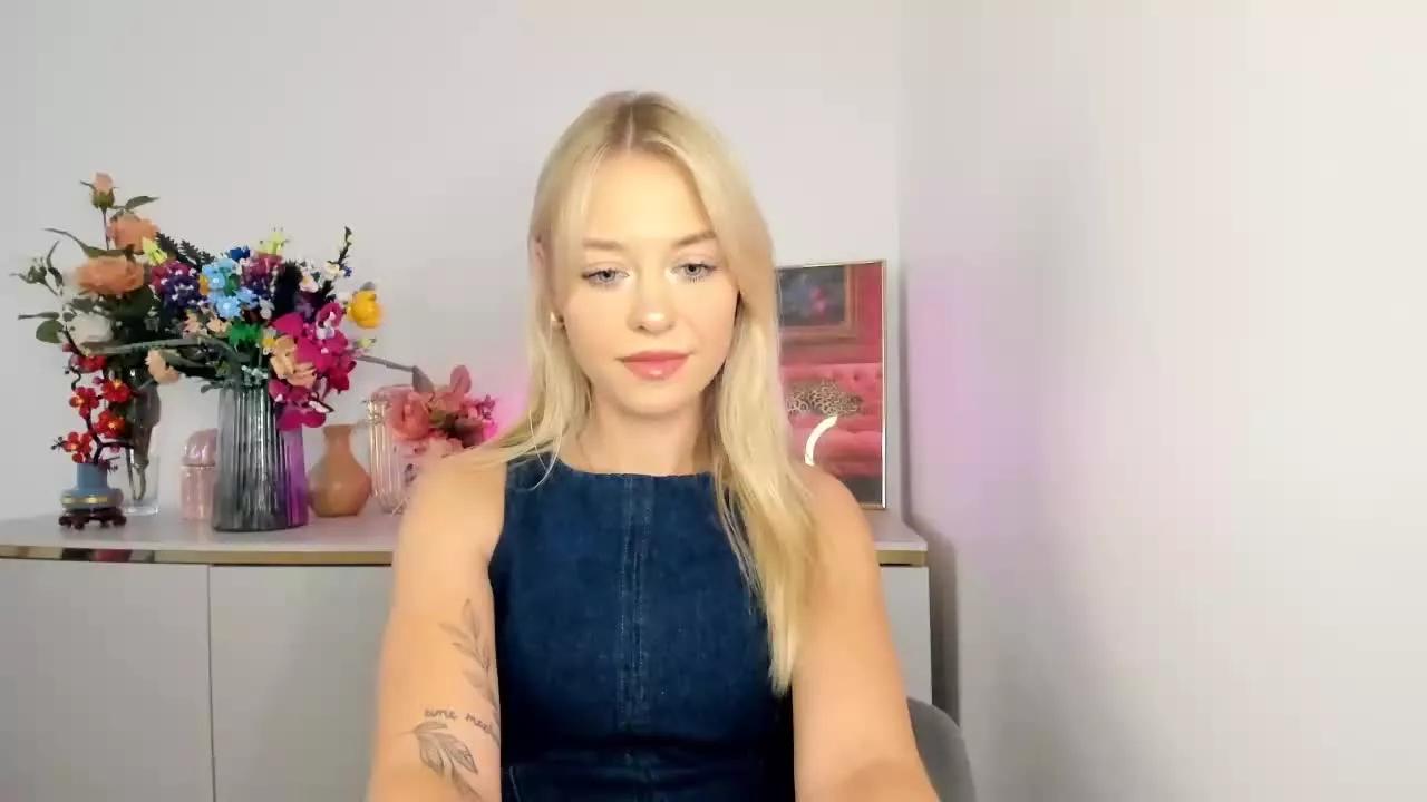 CindyUnique on Streamray 