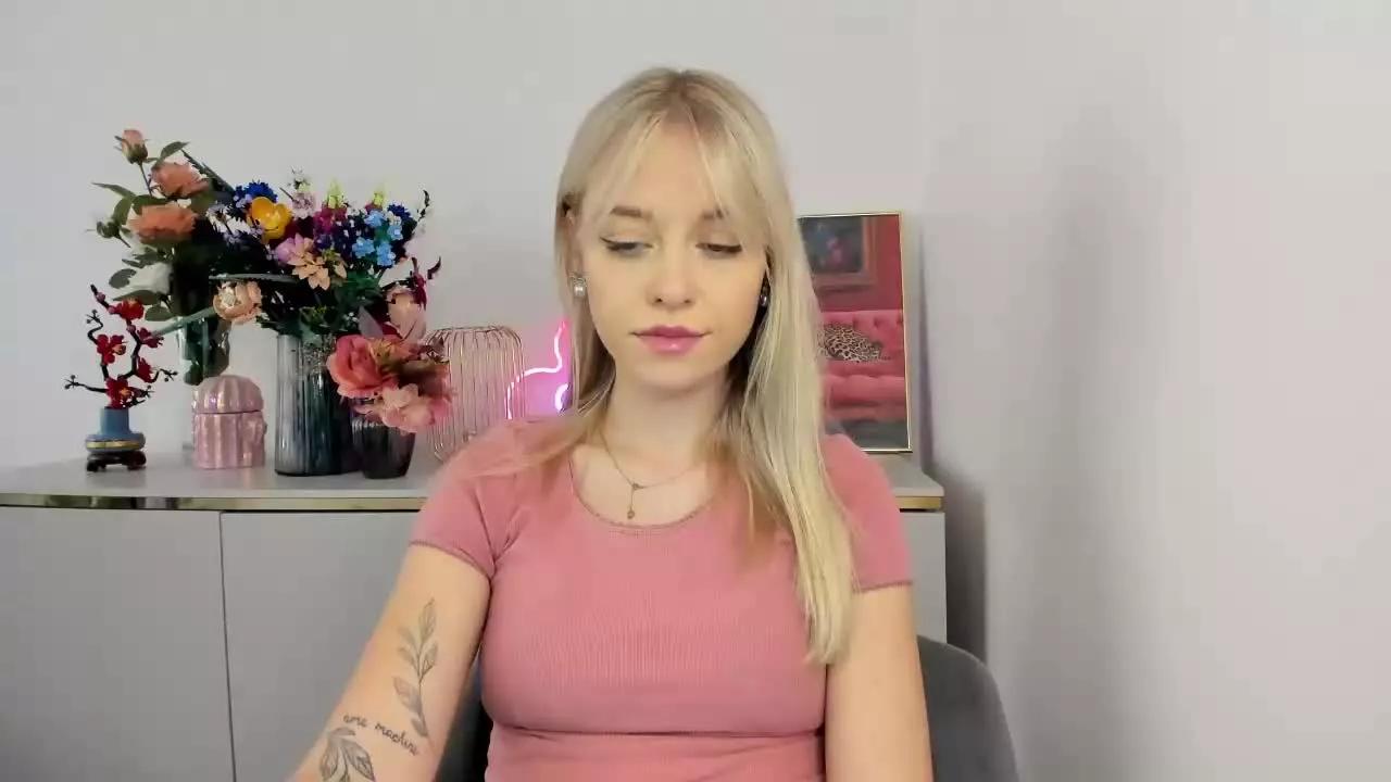 CindyUnique on Streamray 