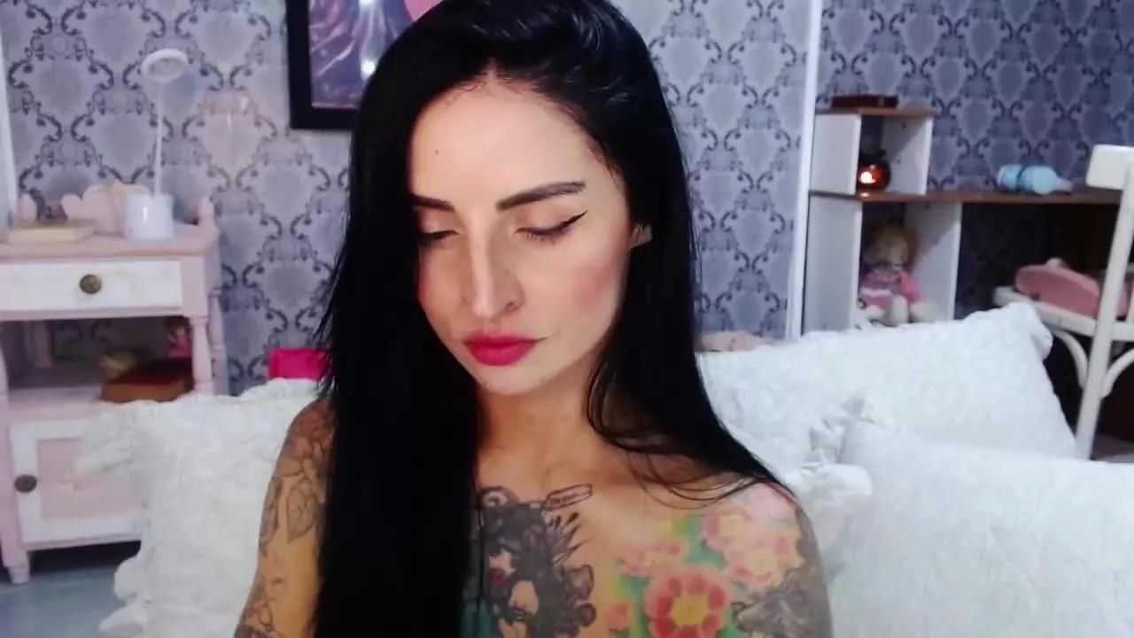 Offline Dany_Whitee on Streamray