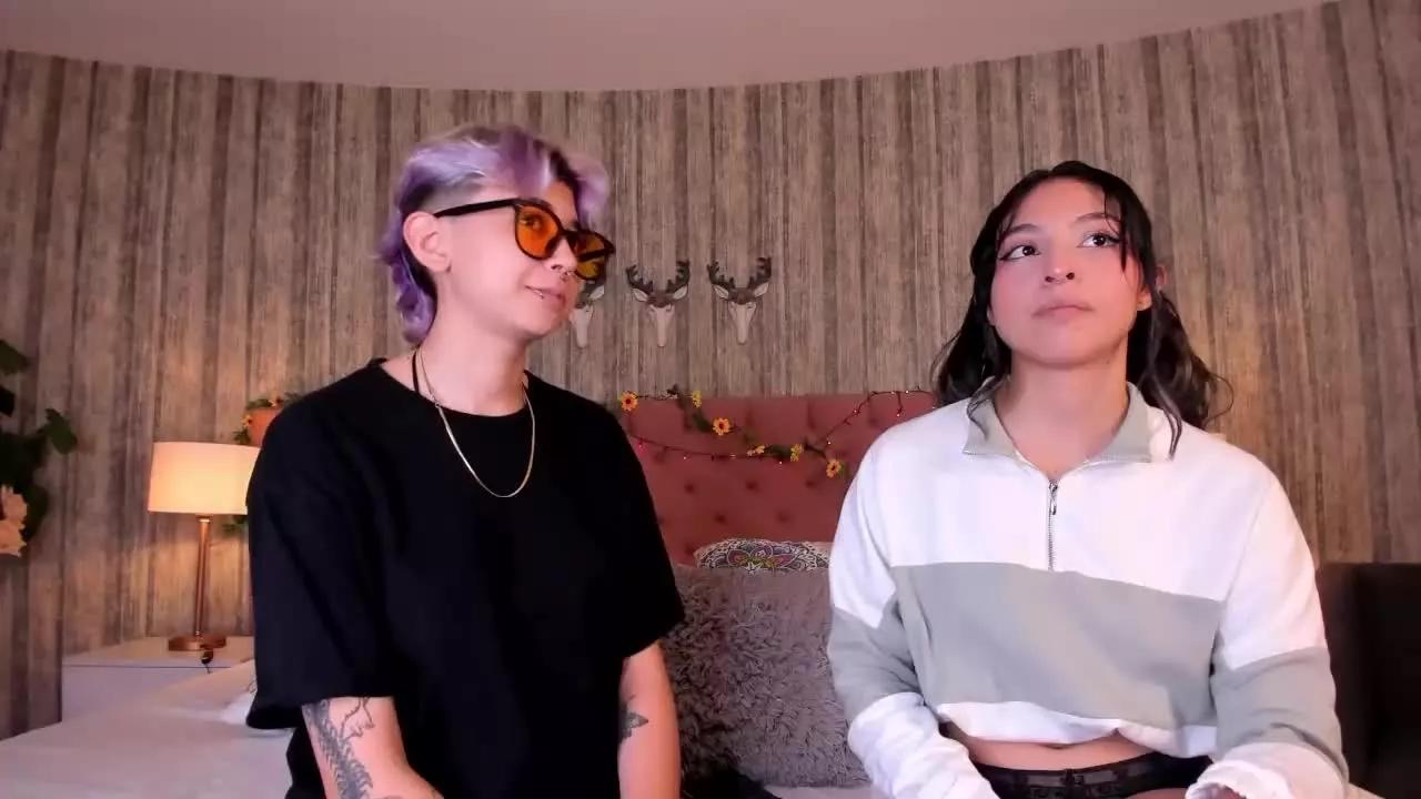 EleanorMussi on Streamray 