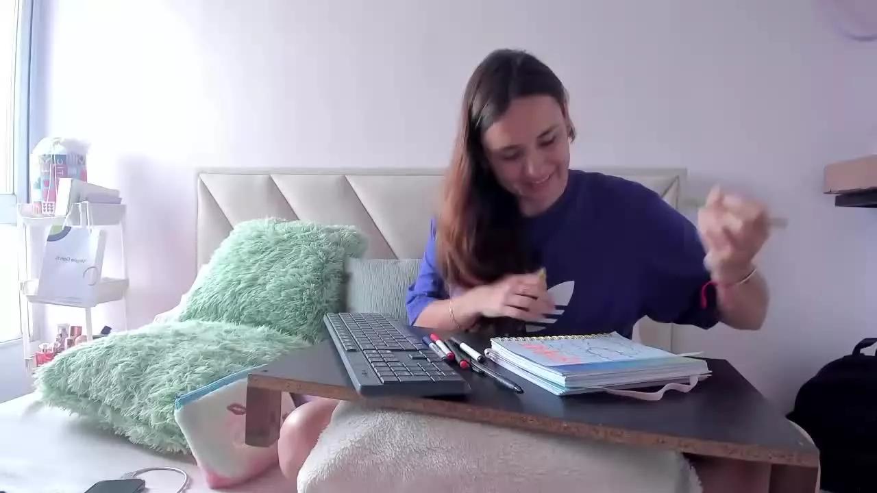 EliceCruz on Streamray 