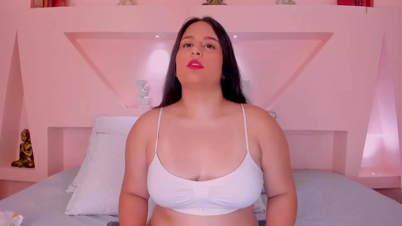 EmiilyBloomm on Streamray 