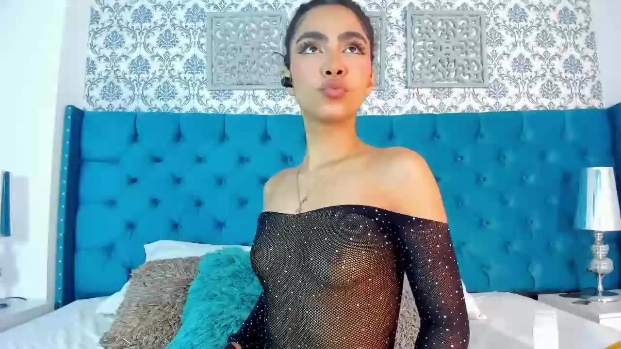 JadeMiranda on Streamray 