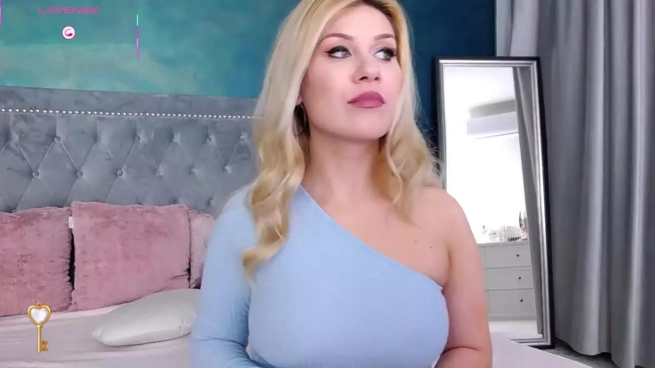 KassandraKat on Streamray 