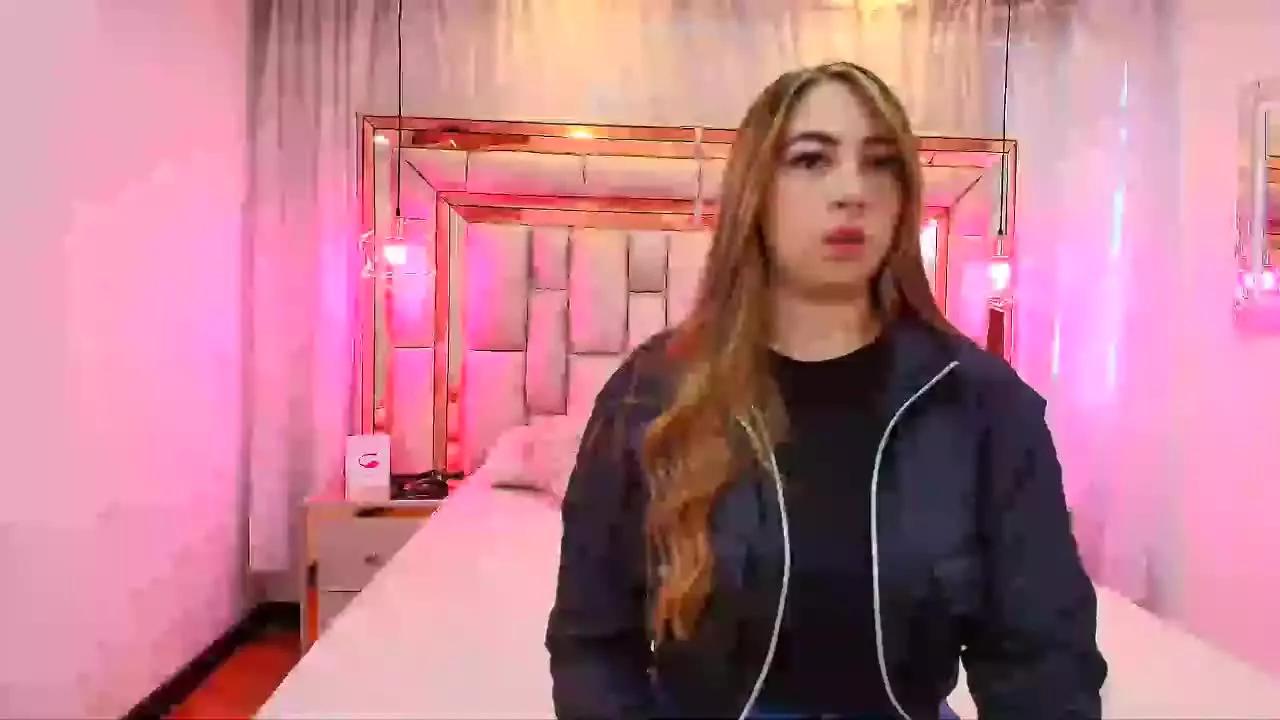 Katalina_Evans on Streamray 