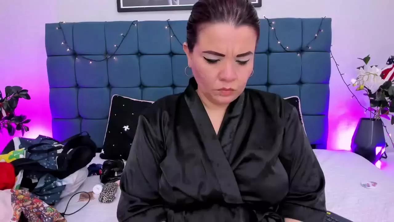 KylieArnau on Streamray 