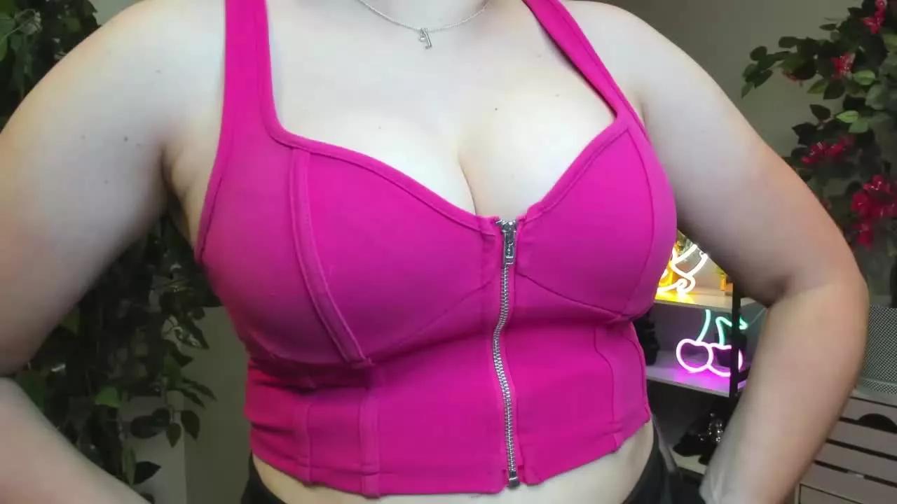 laylaGold on Streamray 