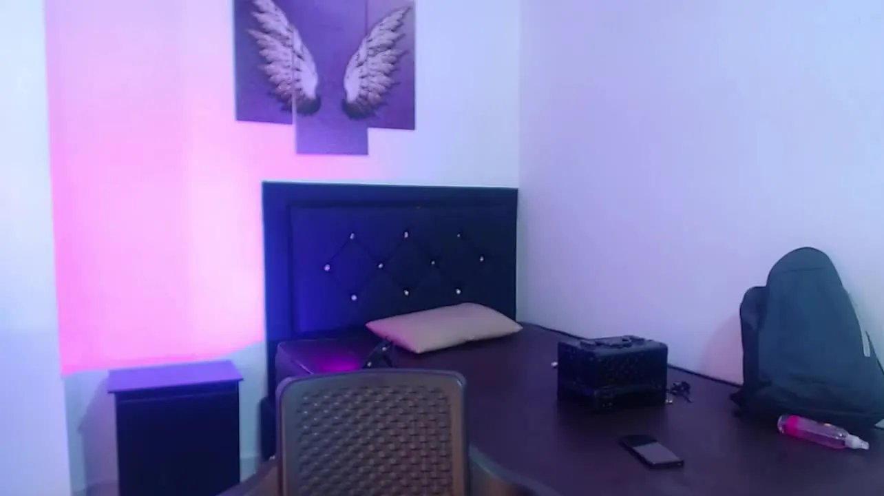 lilithnyx06TS — Freechat on Streamray