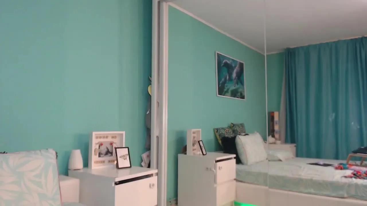 Streamray LongLegsBlondeee is Freechat LongLegsBlondeee — Freechat on Streamray