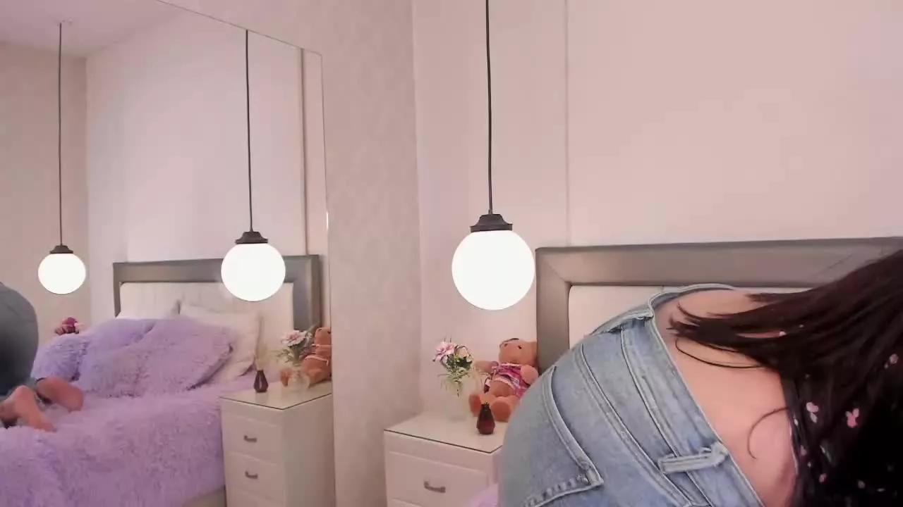 Maddie_hart on Streamray 