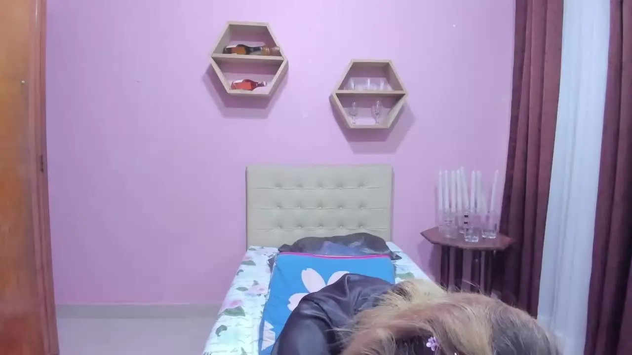 MarianneBowe on Streamray