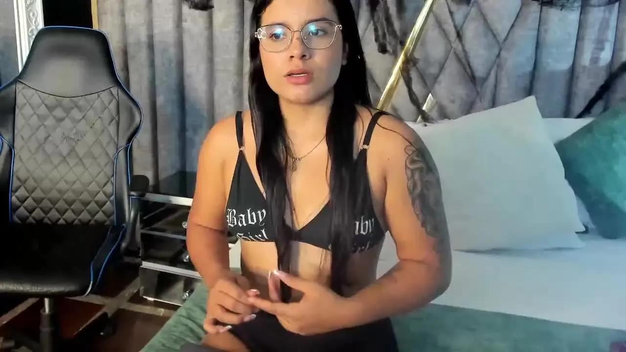 Streamray MiaSwann is Freechat MiaSwann — Freechat on Streamray