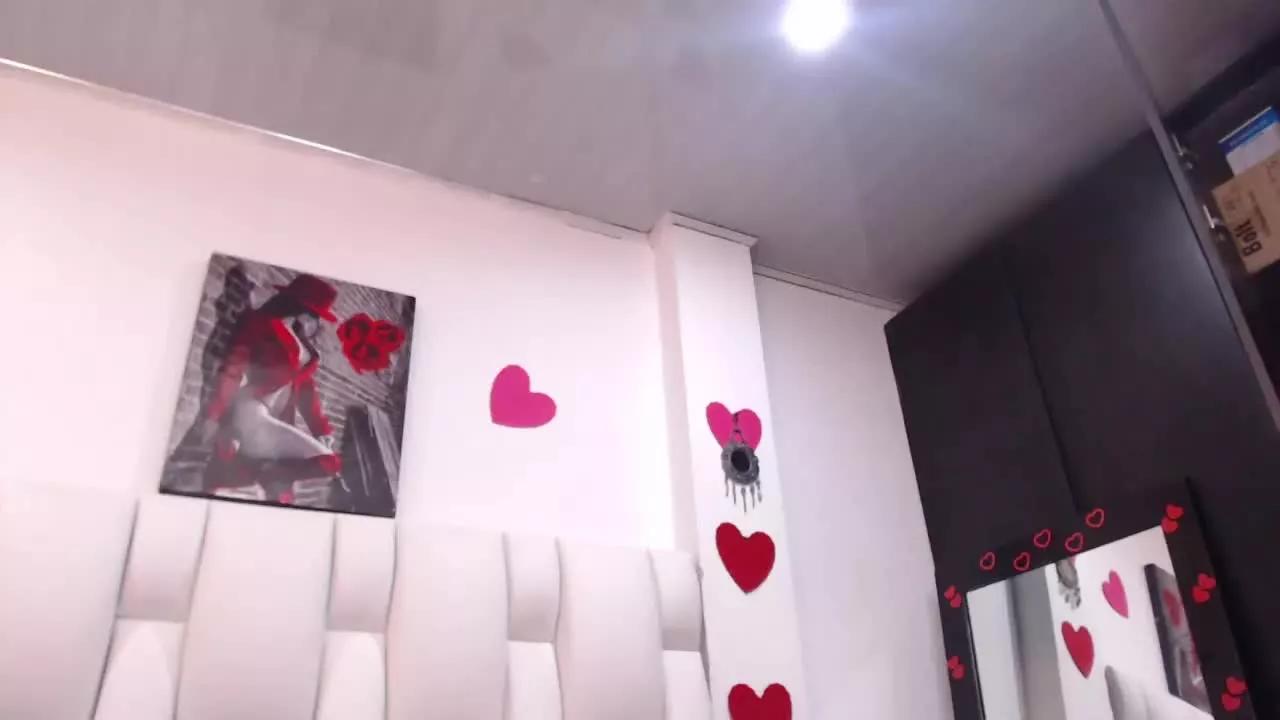 MIIA_SANTORO on Streamray 
