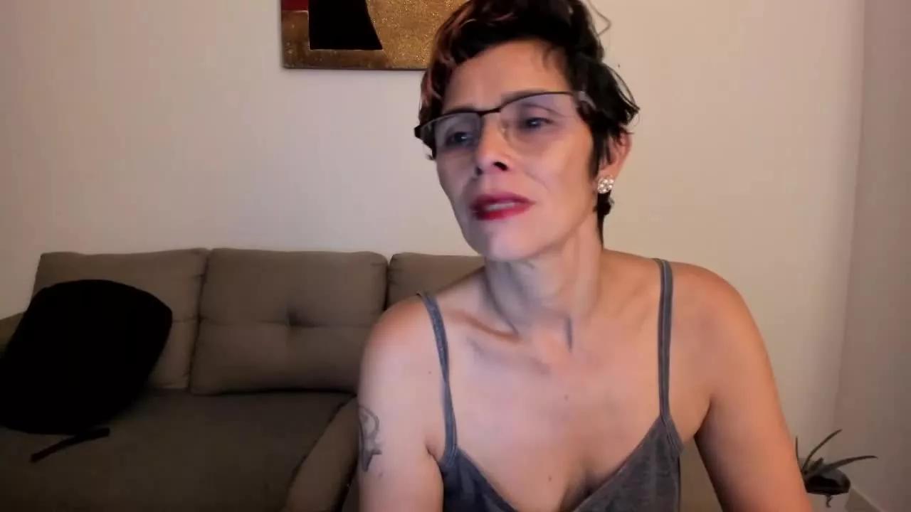 NancyTorresGu on Streamray 