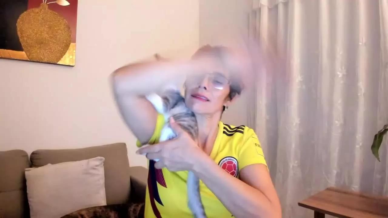 NancyTorresGu on Streamray 