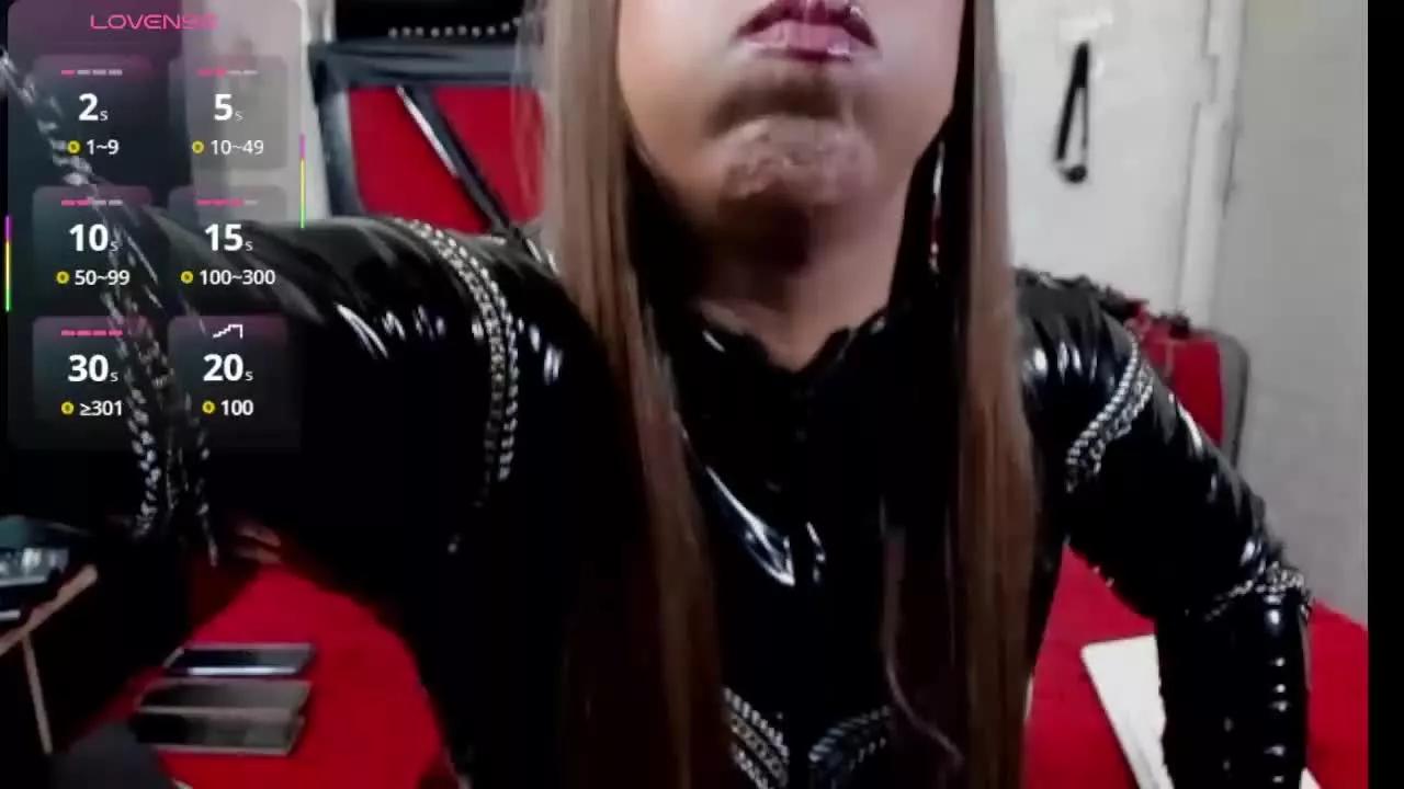 NatashaBurgoss on Streamray 