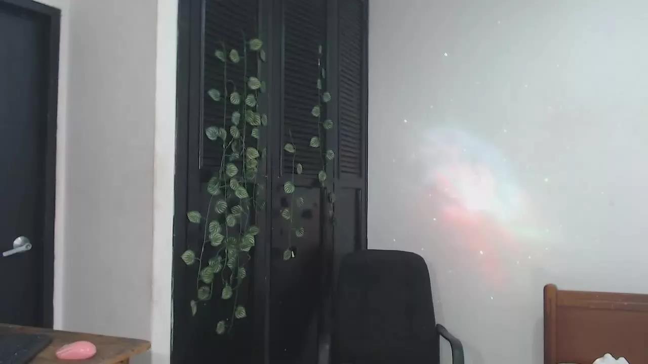 ravendlc1 on Streamray 
