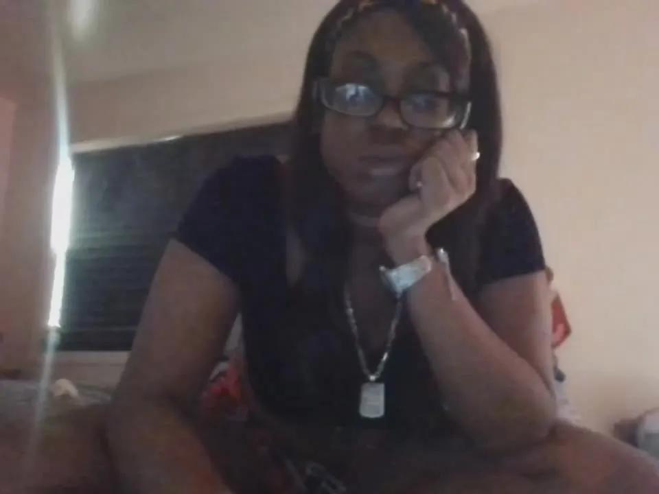 realkiki — Freechat on Streamray