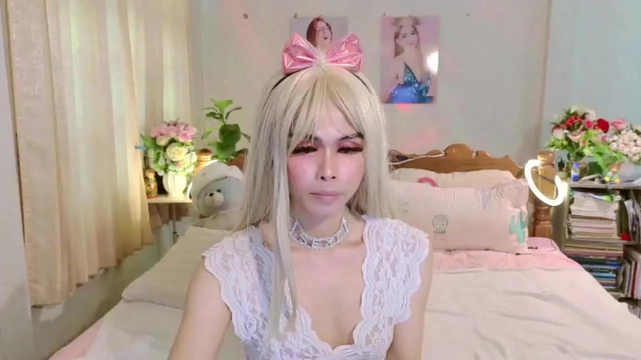 Ribbinpink on Streamray 