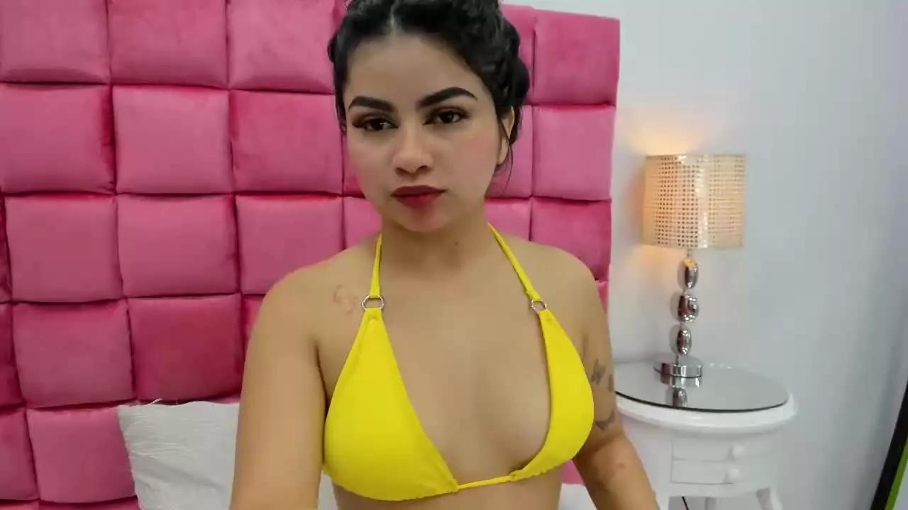Sahra on Streamray 