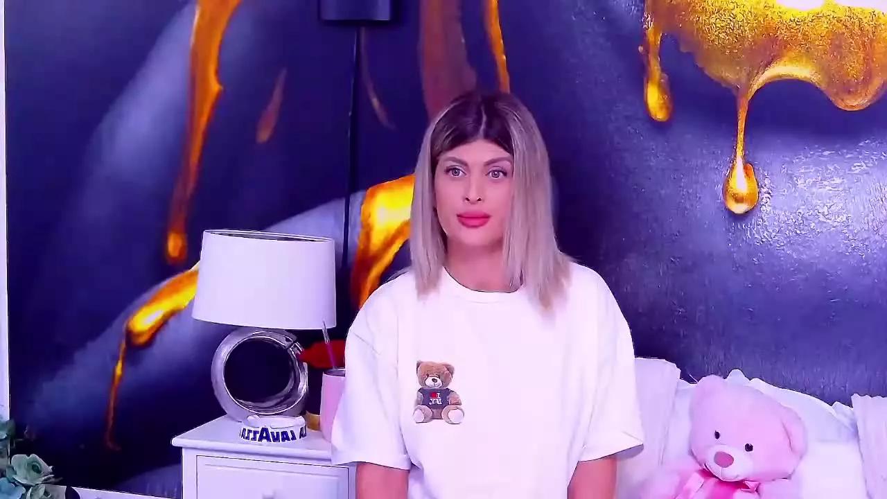 SalmaRoze on Streamray 