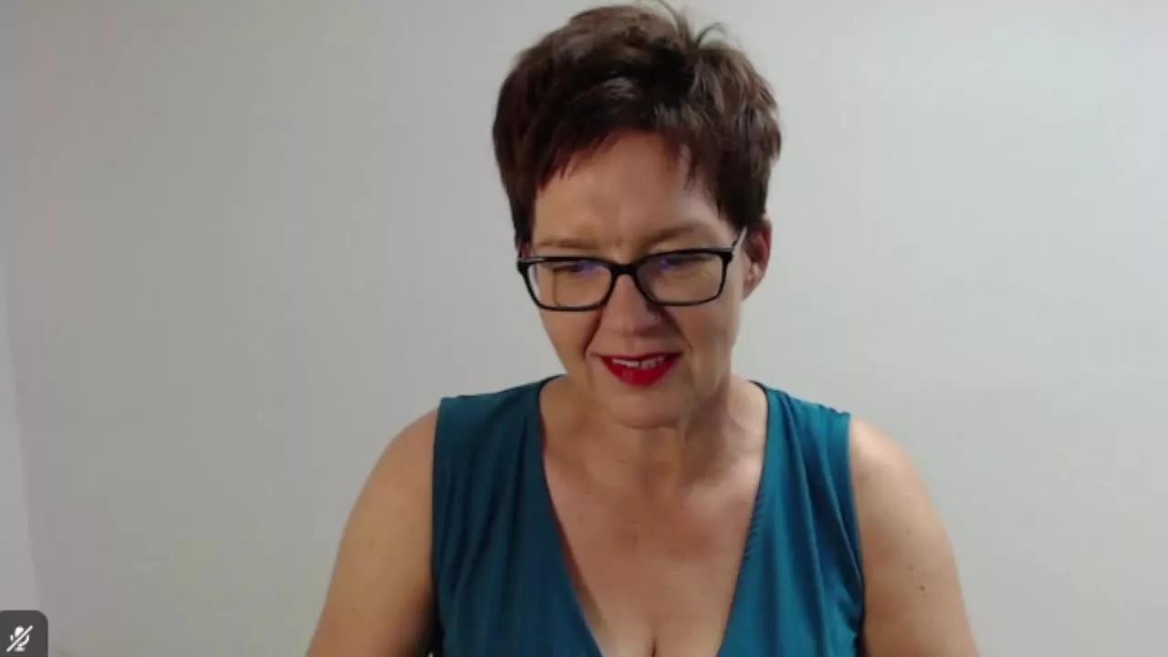 SofieVelvet on Streamray 