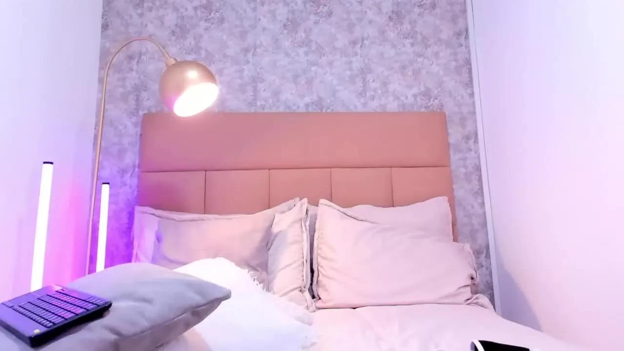 SophieWilliiams — Freechat on Streamray