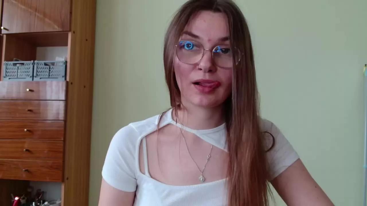 tastyELLYY on Streamray 