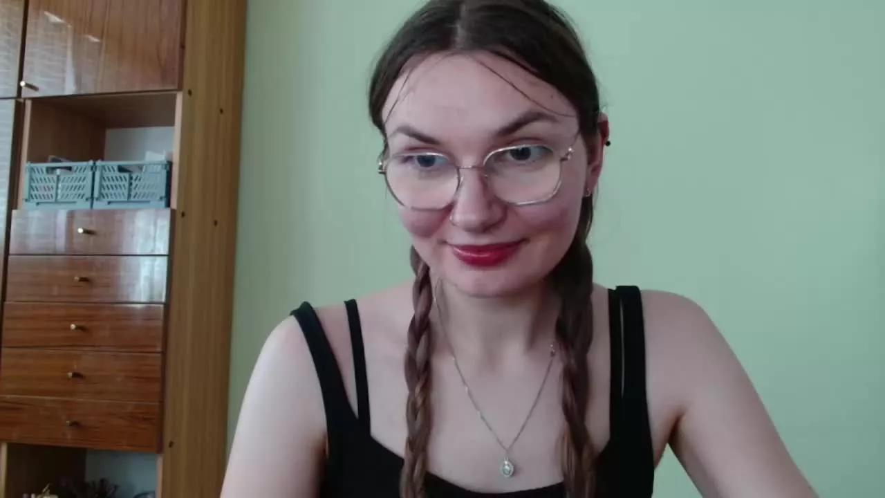 tastyELLYY on Streamray 