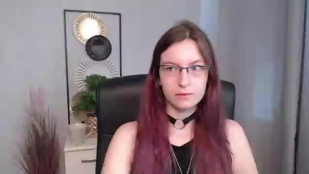 tastyEmma on Streamray 