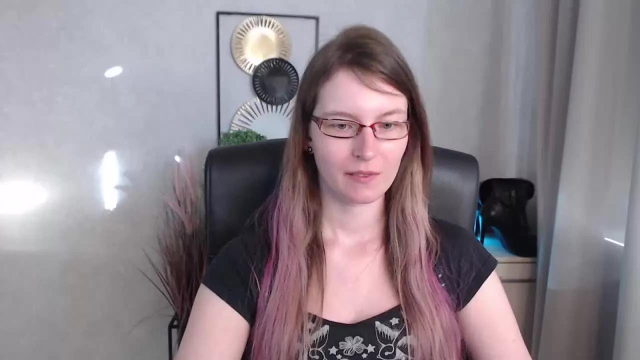 tastyEmma on Streamray 