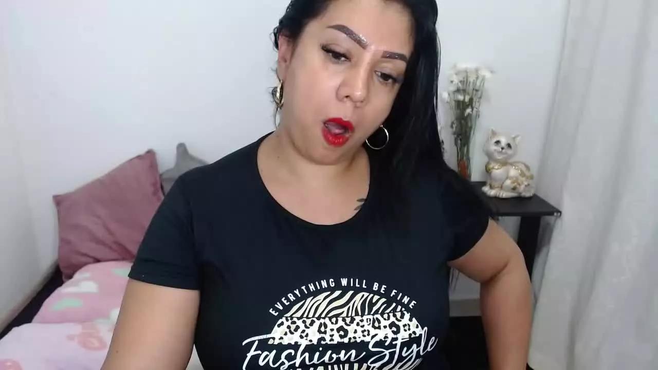 titsbiglovers on Streamray 