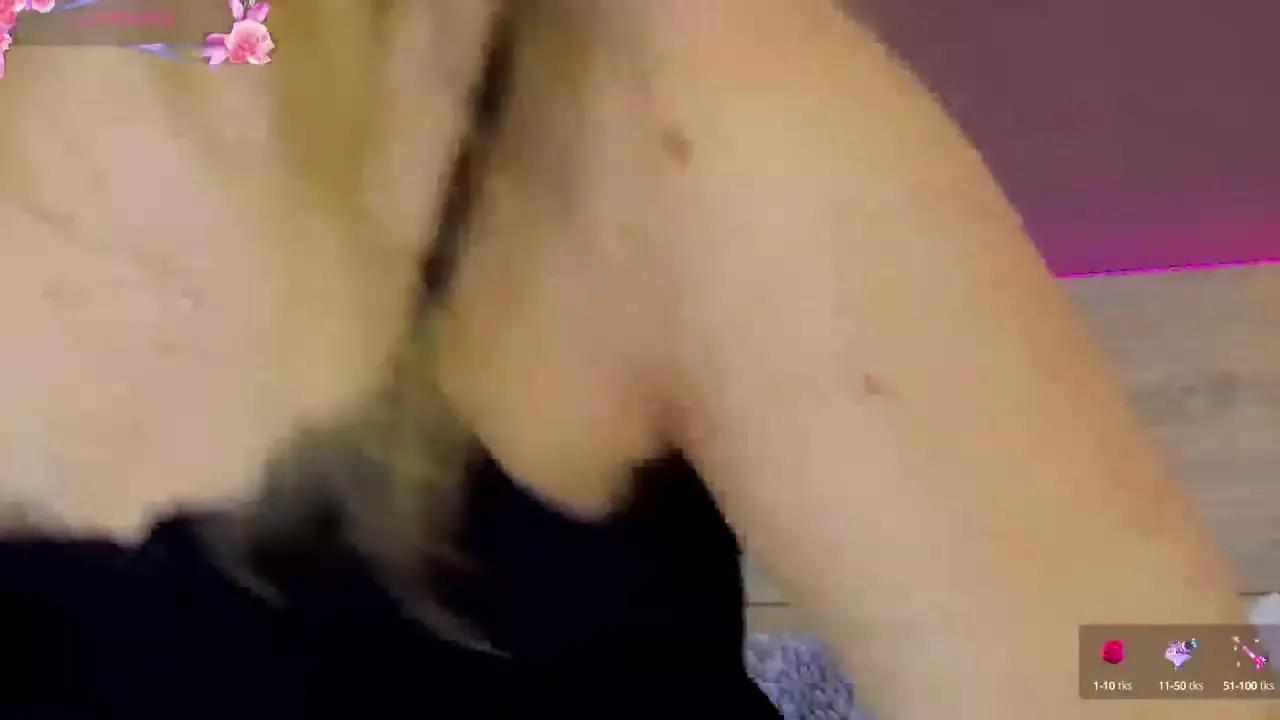 ValeriaGuzman on Streamray 