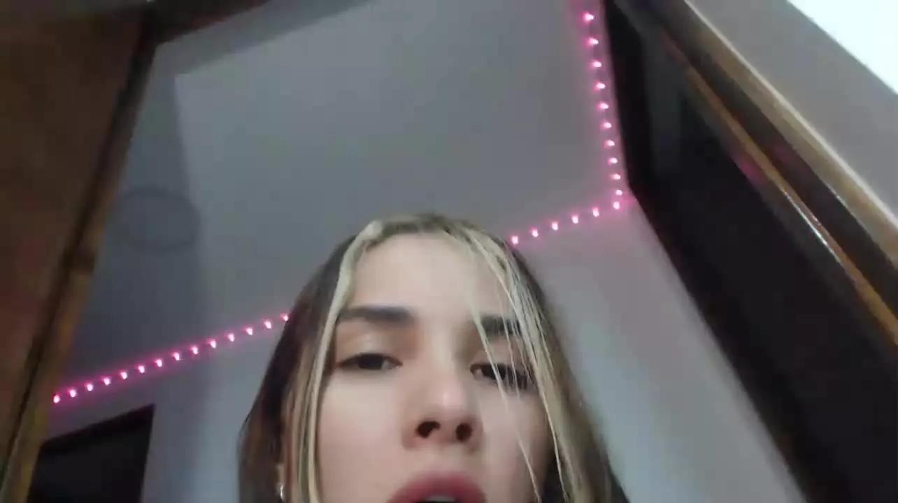 vanesha on Streamray 