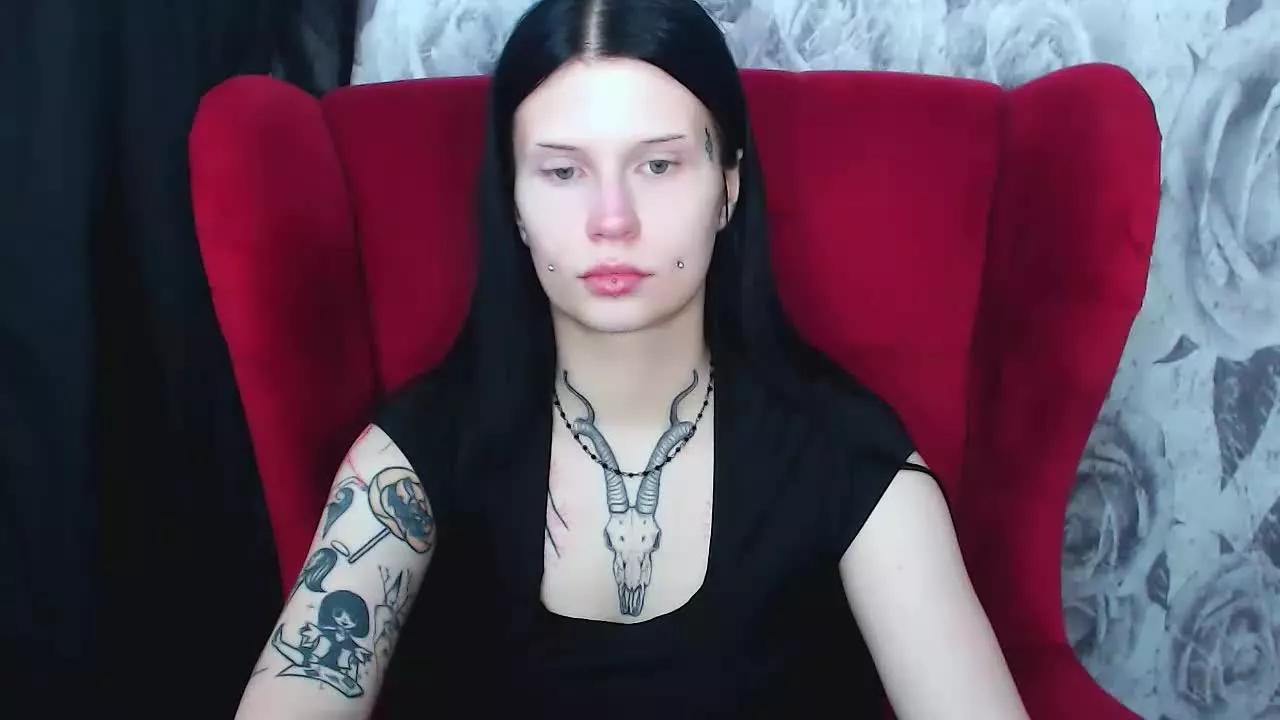 VenomDoll on Streamray 