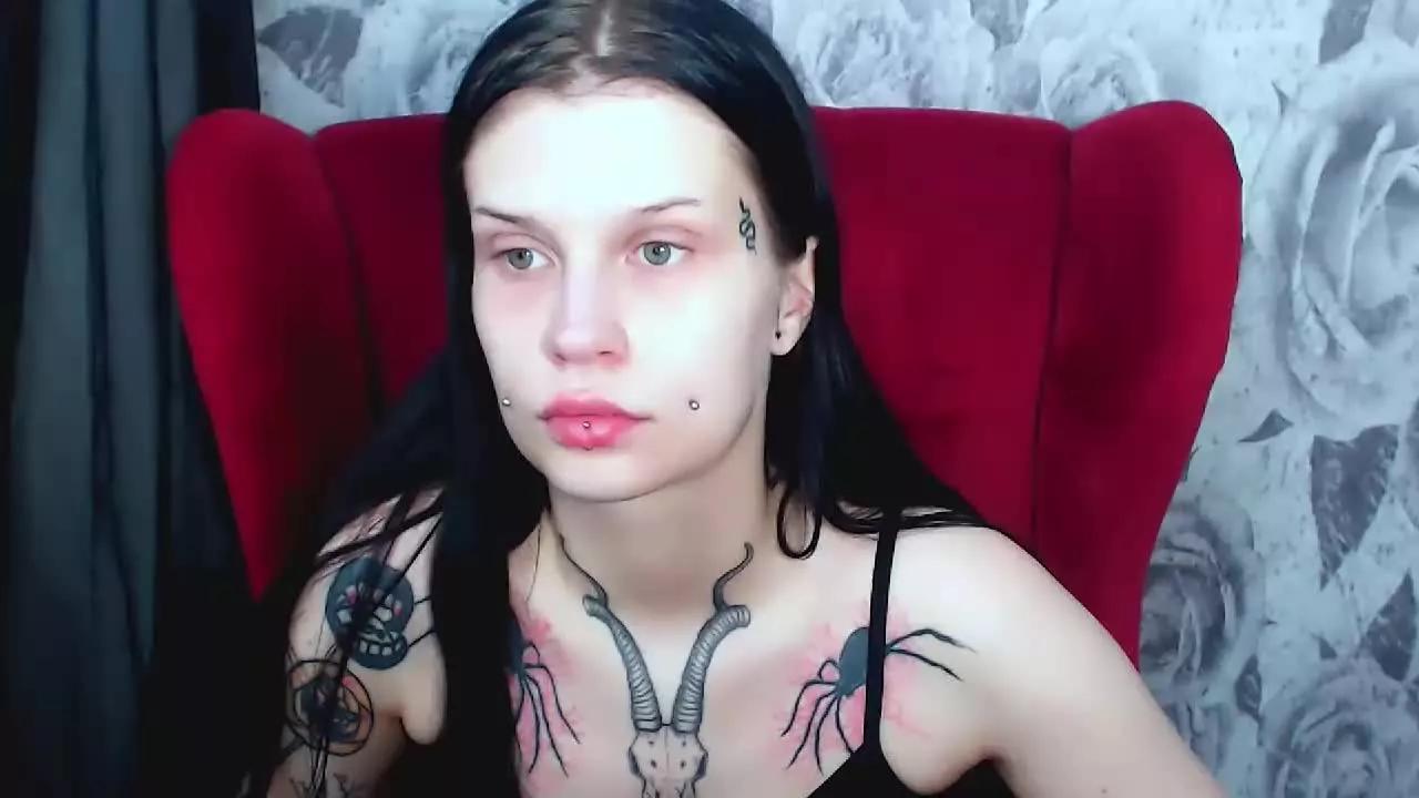 VenomDoll on Streamray 