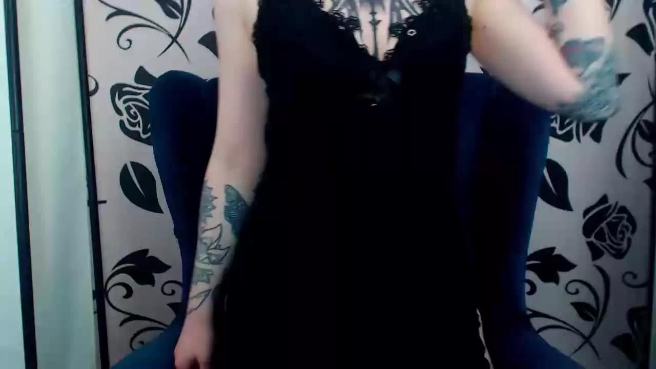 VivianMistress on Streamray 