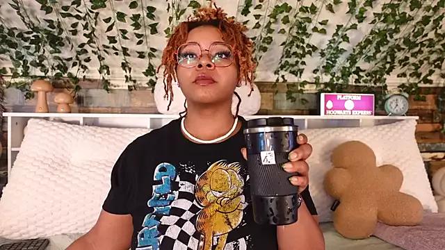 -khayaparker on StripChat