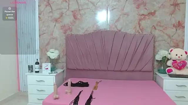 _nicolesweet on StripChat