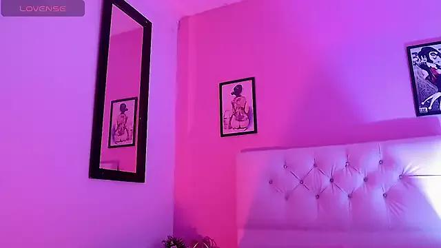 _tthalia_ on StripChat 