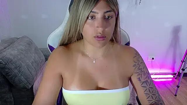 a_belladanger — SQUIRTTT BIGG ON YOUUU