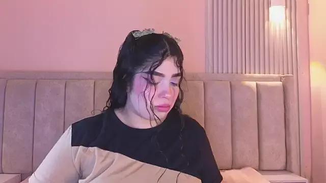 AgathaLynx on StripChat 